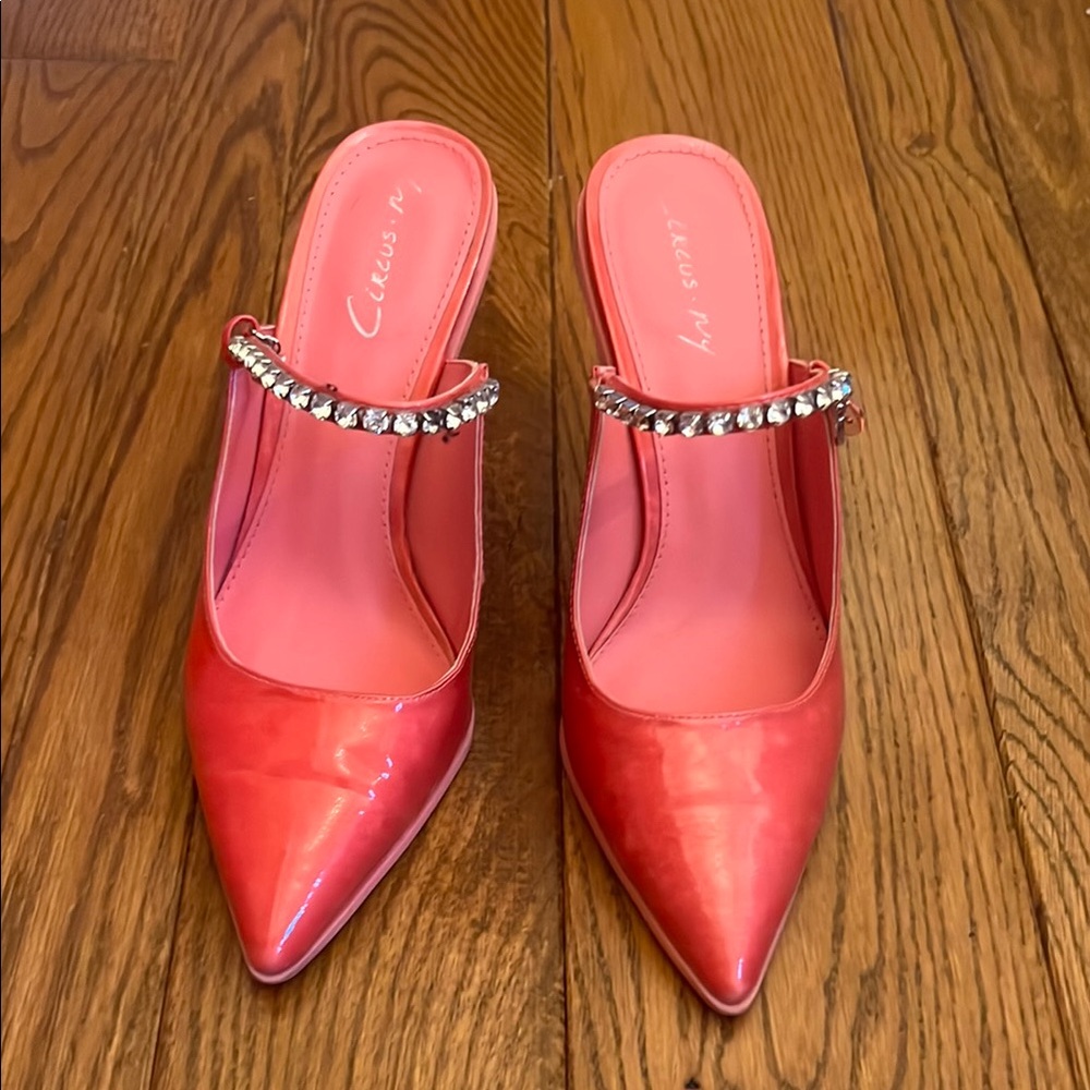 Circus by Sam Elderman Hot Pink Mules